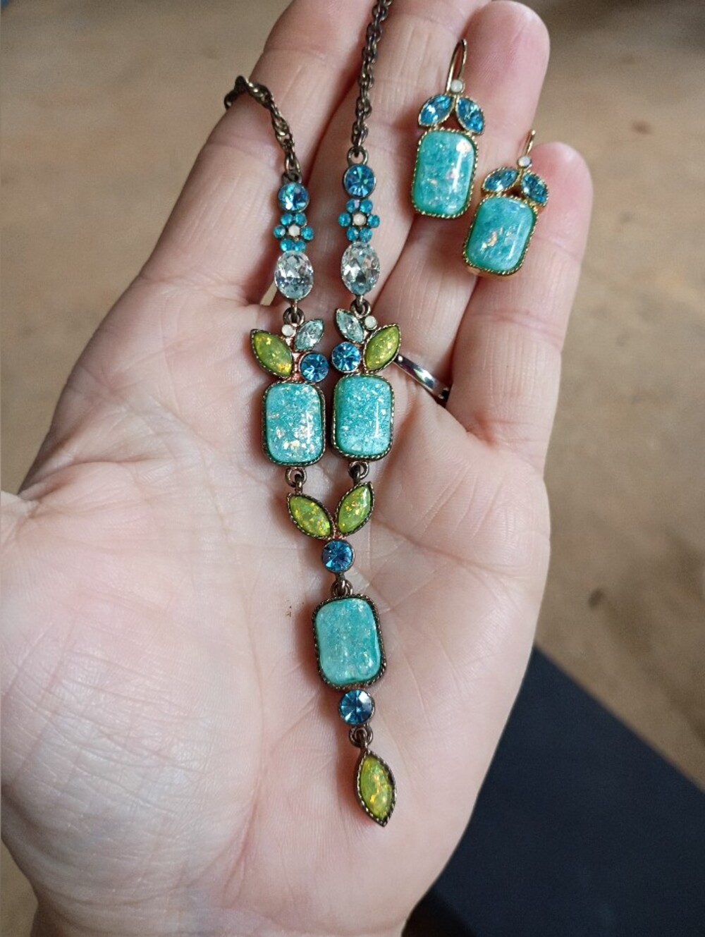 Vintage NR Necklace And Earring Set